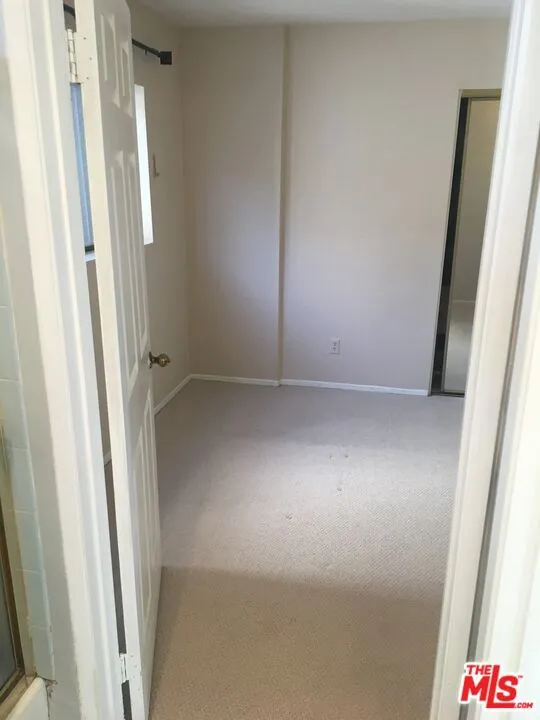 869 S Wooster Street 103, Los Angeles, California 90035 home-pic-14